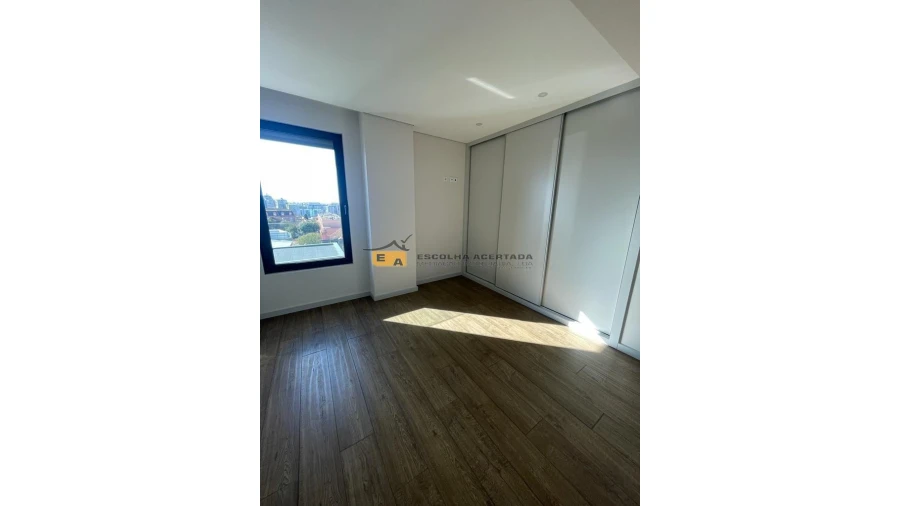 Apartamento T4 para Venda em Aldoar, Foz do Douro e Nevogilde Foto 22