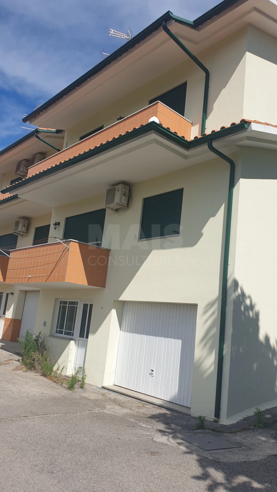 Moradia T3 para Venda em Branca Foto 5