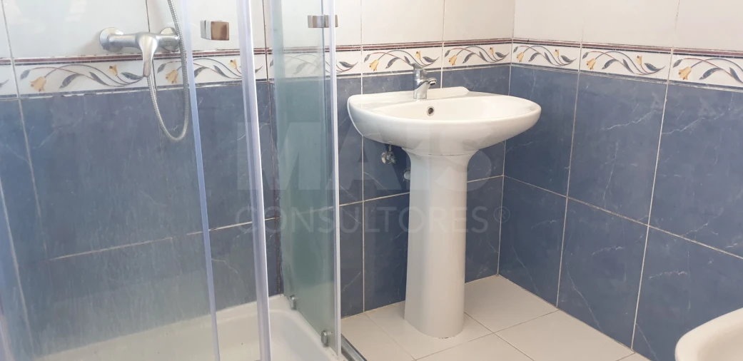 Moradia T3 para Venda em Branca Foto 6