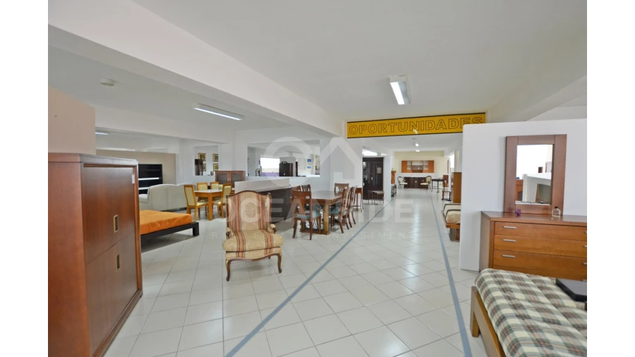 Loja para Arrendamento em São Domingos de Rana Foto 10