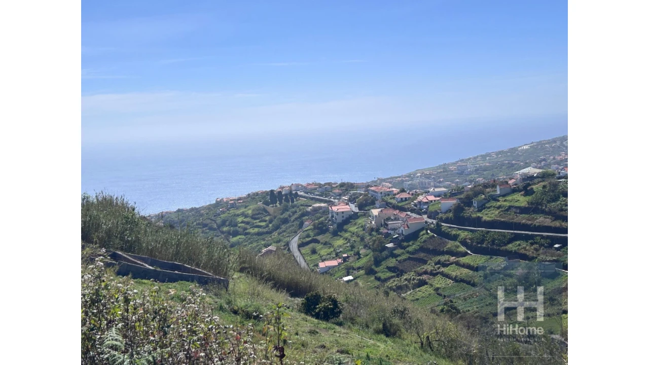 Terreno para Venda em Calheta Foto 2