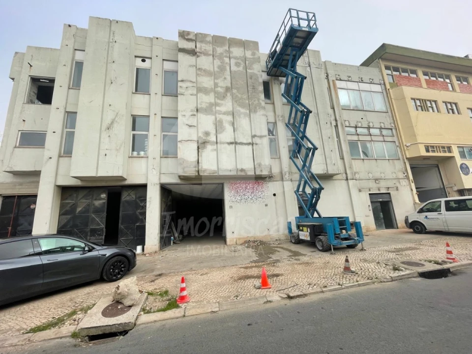 Armazém para Venda em Sacavém e Prior Velho Foto 1