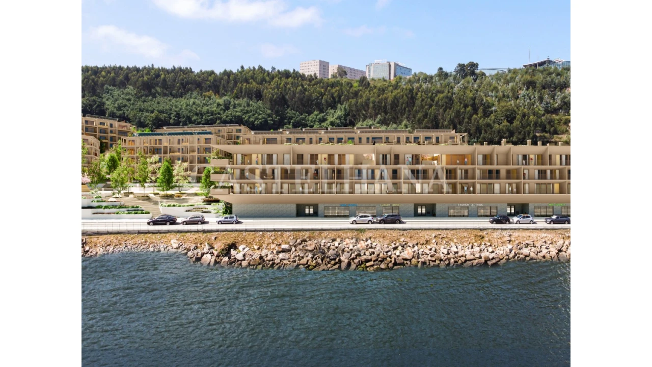 Loja para Venda em Santa Marinha e São Pedro da Afurada Foto 2