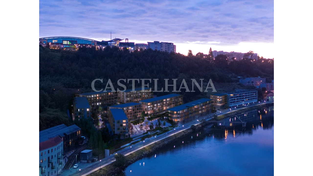 Loja para Venda em Santa Marinha e São Pedro da Afurada Foto 13