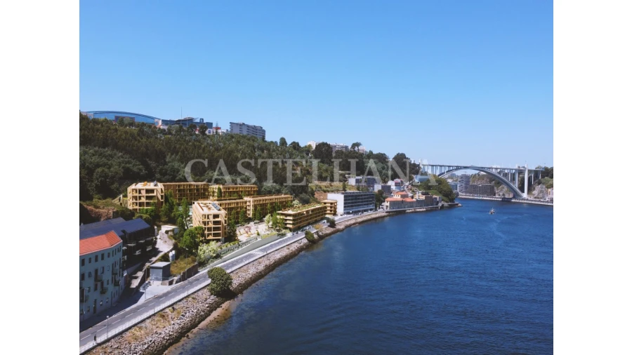 Loja para Venda em Santa Marinha e São Pedro da Afurada Foto 4