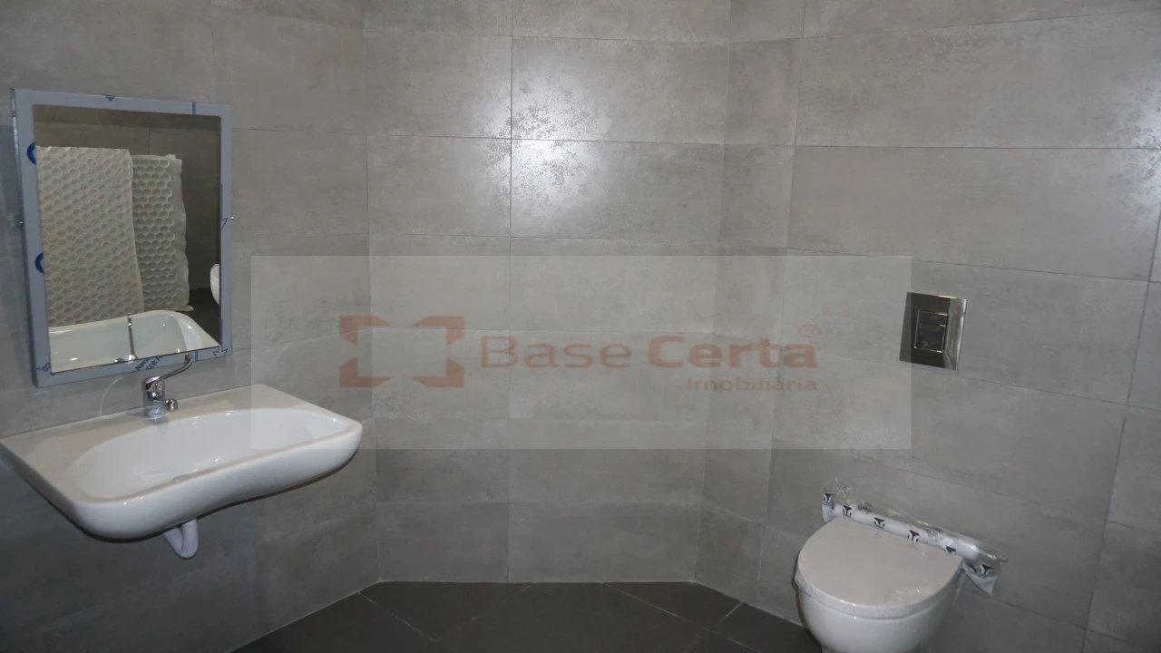 Apartamento T2 para Venda em Santa Clara Foto 16