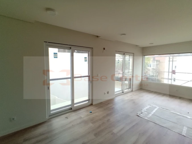 Apartamento T2 para Venda em Santa Clara Foto 14