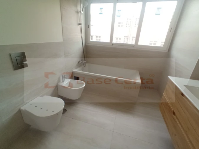 Apartamento T2 para Venda em Santa Clara Foto 23