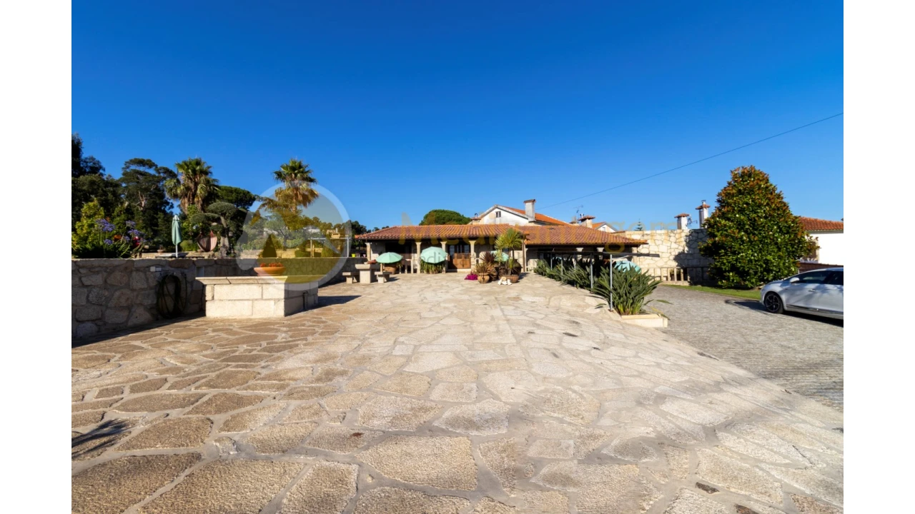 Moradia T5 para Venda em Seara Foto 2