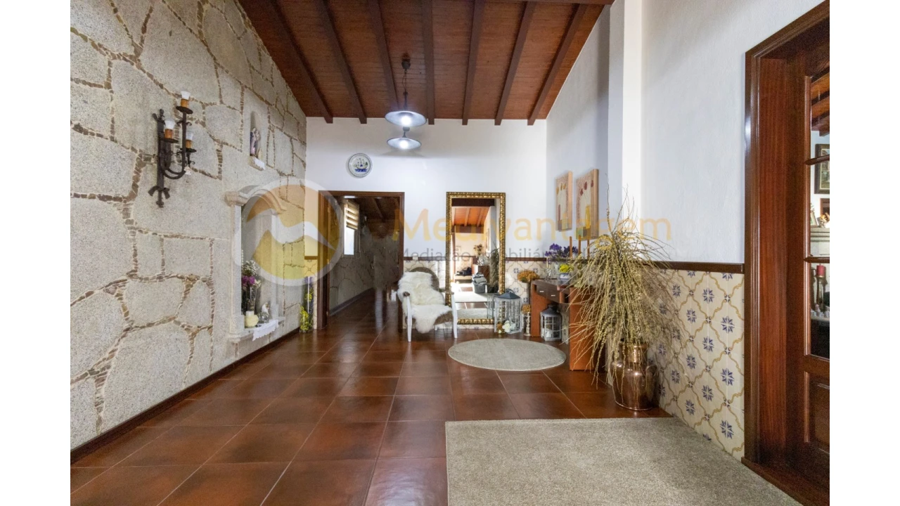 Moradia T5 para Venda em Seara Foto 9