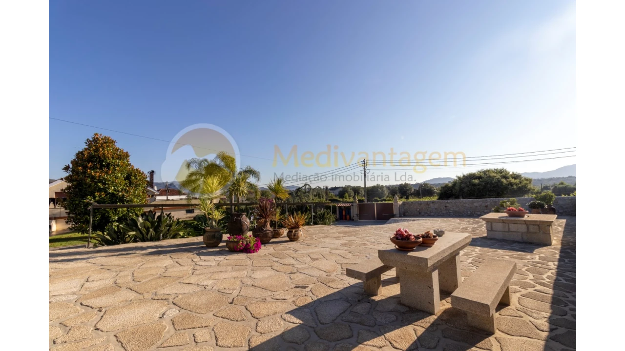 Moradia T5 para Venda em Seara Foto 21