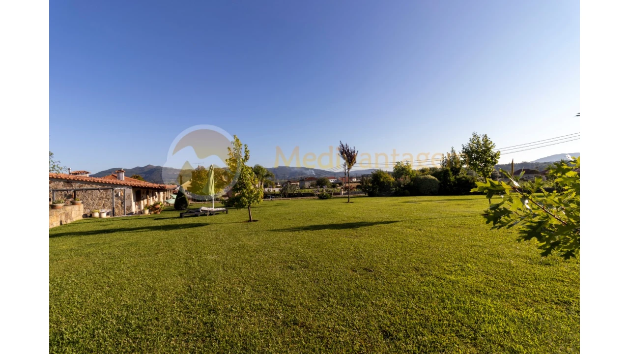 Moradia T5 para Venda em Seara Foto 22