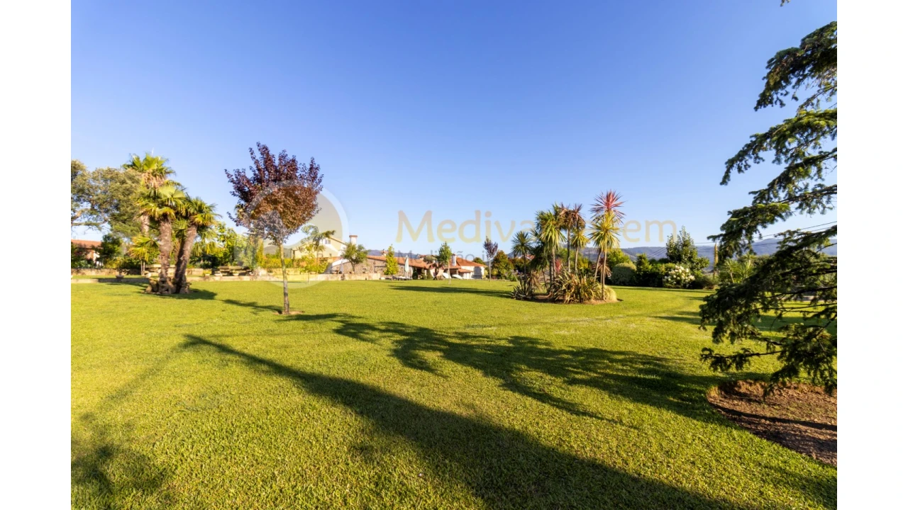 Moradia T5 para Venda em Seara Foto 27