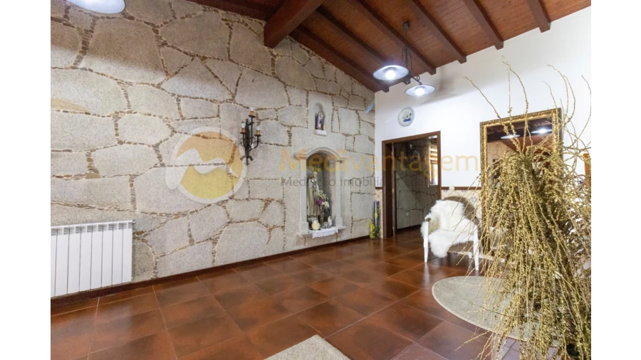 Moradia T5 para Venda em Seara Foto 5