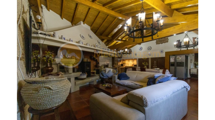 Moradia T5 para Venda em Seara Foto 8