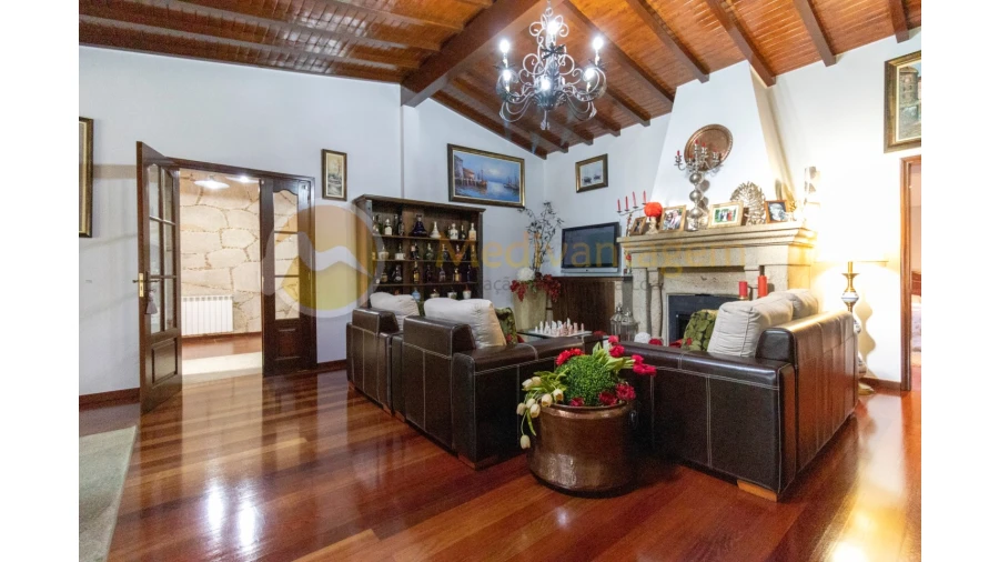 Moradia T5 para Venda em Seara Foto 10