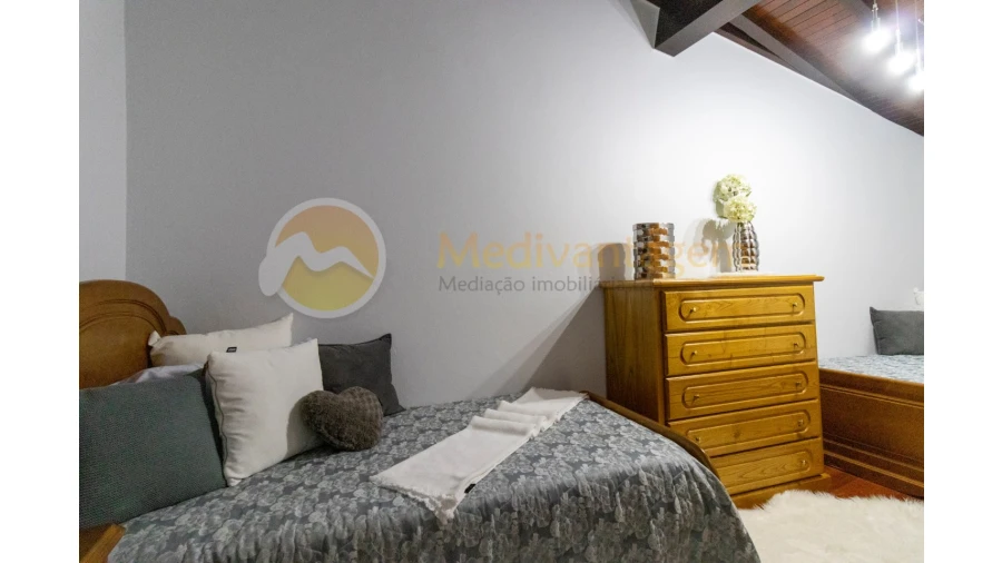 Moradia T5 para Venda em Seara Foto 16