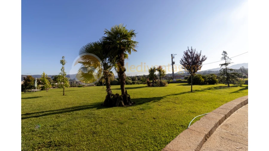 Moradia T5 para Venda em Seara Foto 24