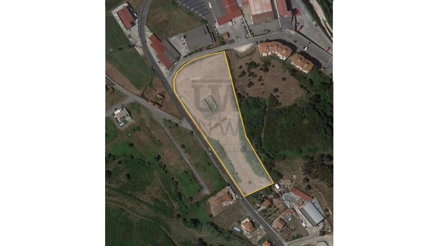Terreno Comércio / Armazém para Venda em Malveira e São Miguel de Alcainça Foto 1