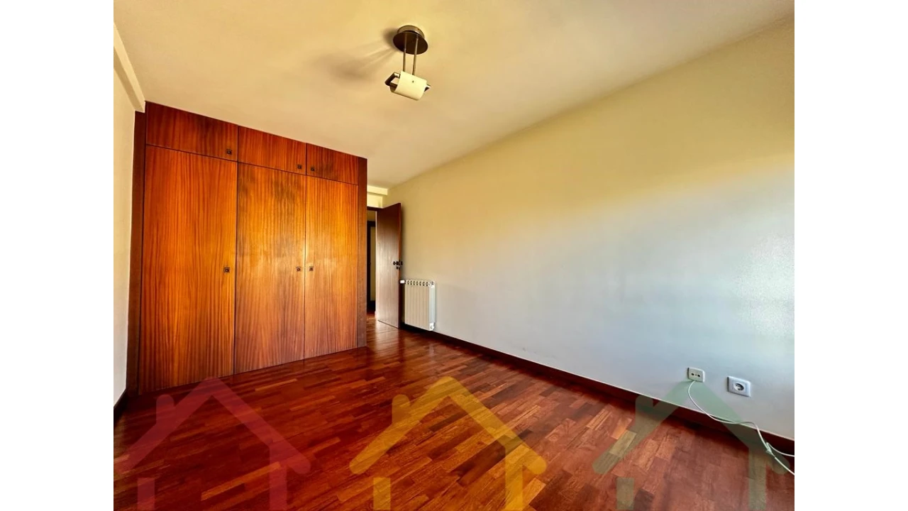 Apartamento T2 para Venda em Aldoar, Foz do Douro e Nevogilde Foto 7
