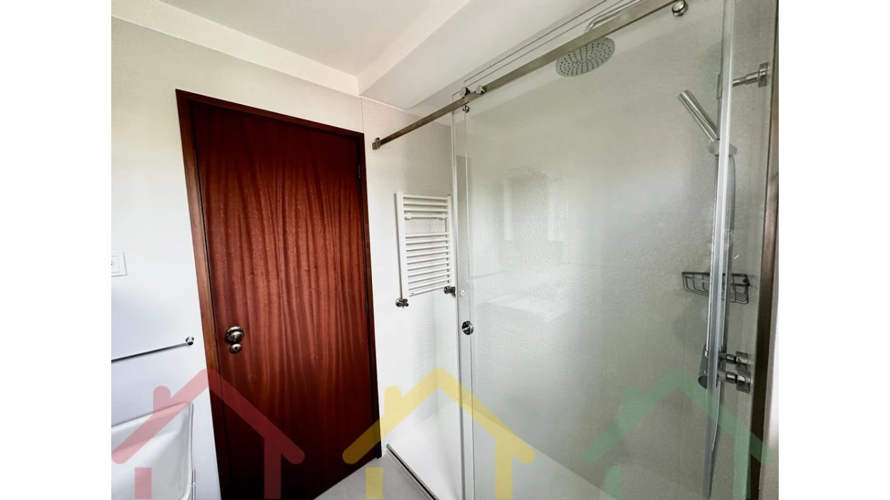 Apartamento T2 para Venda em Aldoar, Foz do Douro e Nevogilde Foto 9