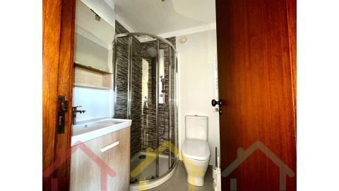 Apartamento T2 para Venda em Aldoar, Foz do Douro e Nevogilde