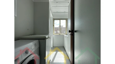 Apartamento T2 para Venda em Aldoar, Foz do Douro e Nevogilde
