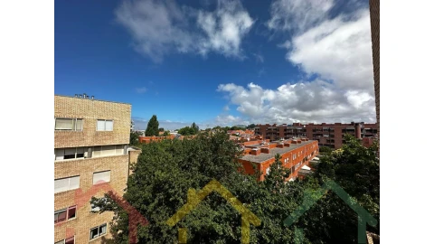 Apartamento T2 para Venda em Aldoar, Foz do Douro e Nevogilde
