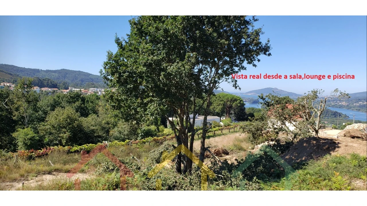 Moradia T5 para Venda em Vila Nova de Cerveira e Lovelhe Foto 4