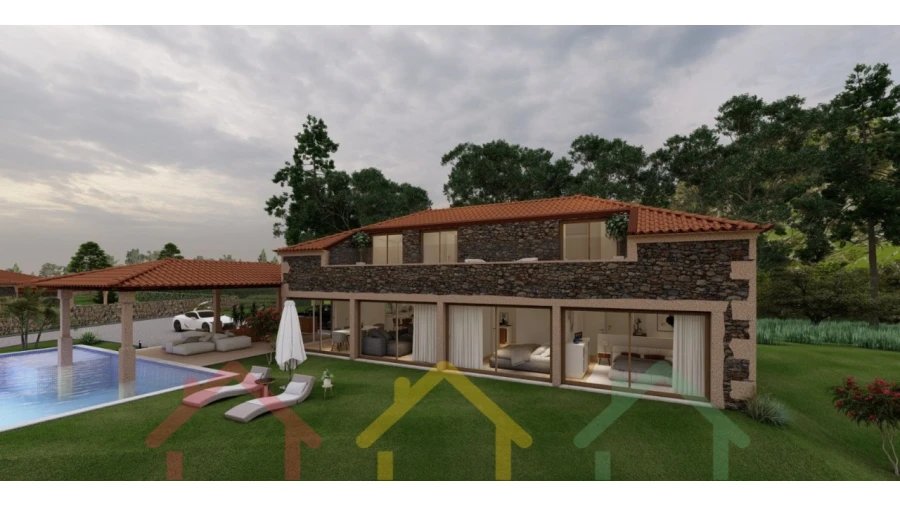 Moradia T5 para Venda em Vila Nova de Cerveira e Lovelhe Foto 1