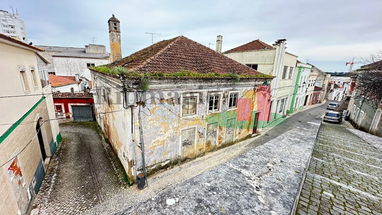 Prédio para Venda em Rio Maior Foto 4