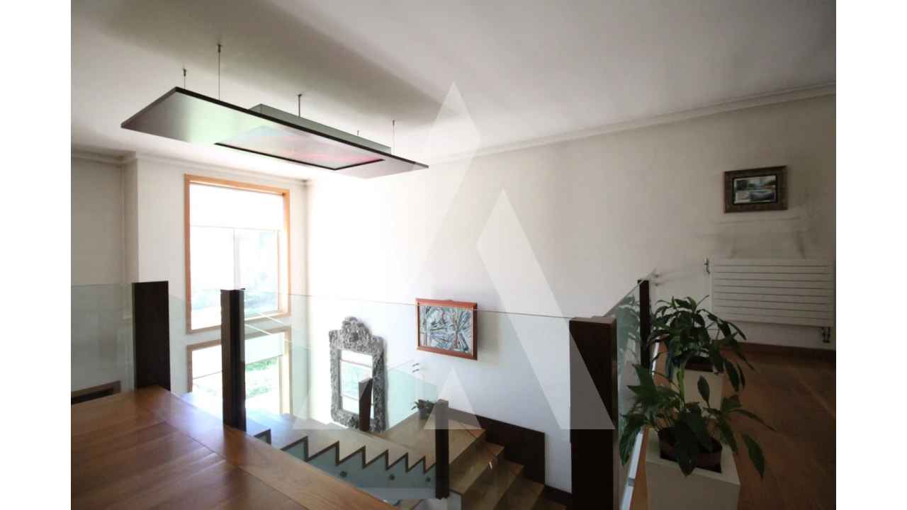 Moradia T4 para Venda em Tamengos, Aguim e Óis do Bairro Foto 32