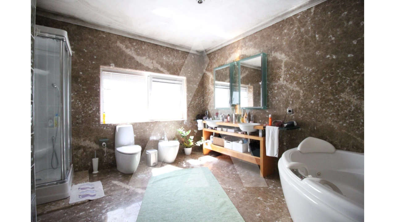 Moradia T4 para Venda em Tamengos, Aguim e Óis do Bairro Foto 24