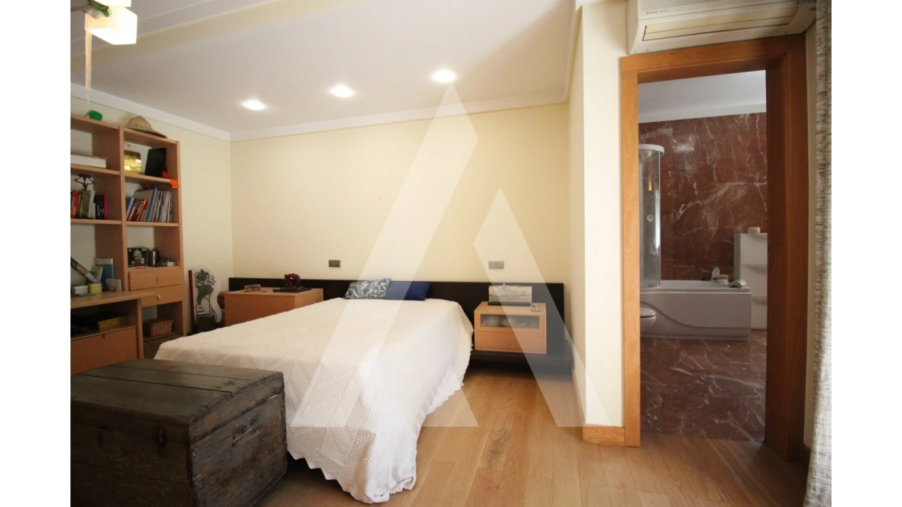 Moradia T4 para Venda em Tamengos, Aguim e Óis do Bairro Foto 27