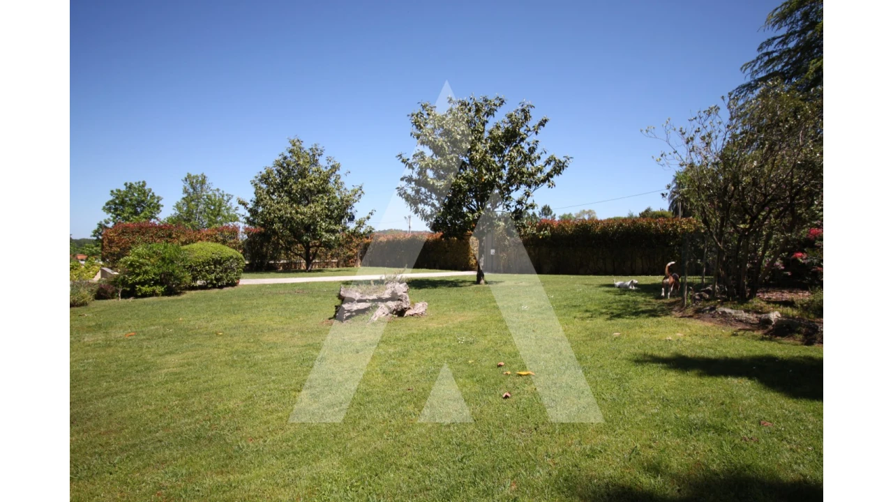 Moradia T4 para Venda em Tamengos, Aguim e Óis do Bairro Foto 66