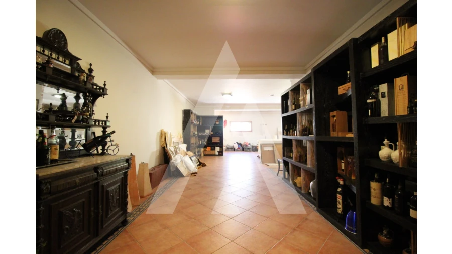 Moradia T4 para Venda em Tamengos, Aguim e Óis do Bairro Foto 47