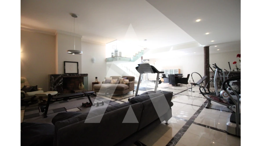 Moradia T4 para Venda em Tamengos, Aguim e Óis do Bairro Foto 43