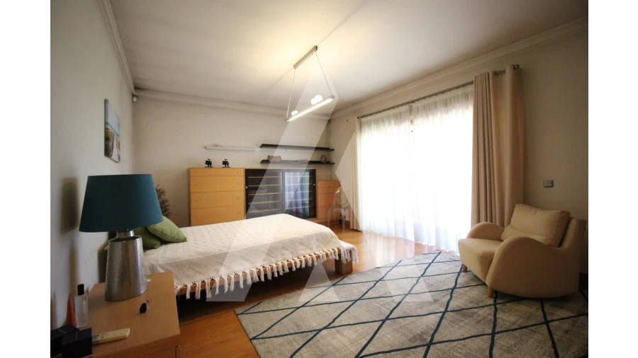 Moradia T4 para Venda em Tamengos, Aguim e Óis do Bairro Foto 36