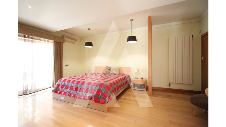 Moradia T4 para Venda em Tamengos, Aguim e Óis do Bairro Foto 21