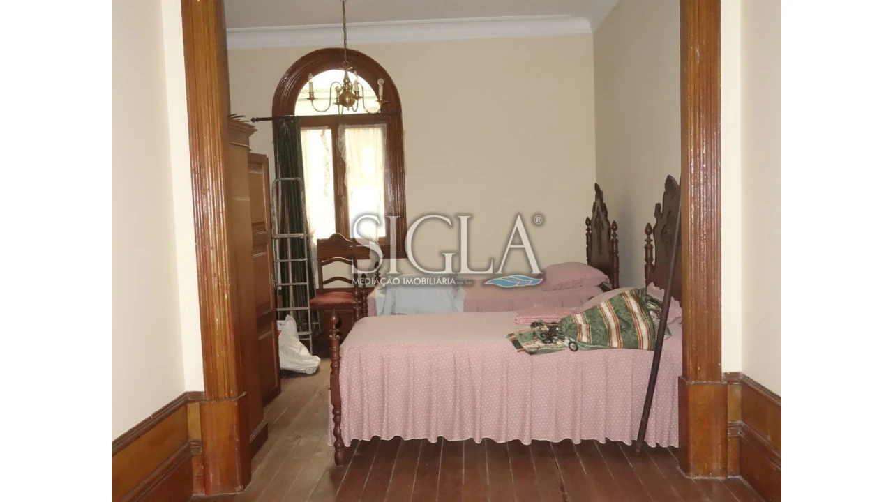 Prédio para Venda em Lordelo do Ouro e Massarelos Foto 6