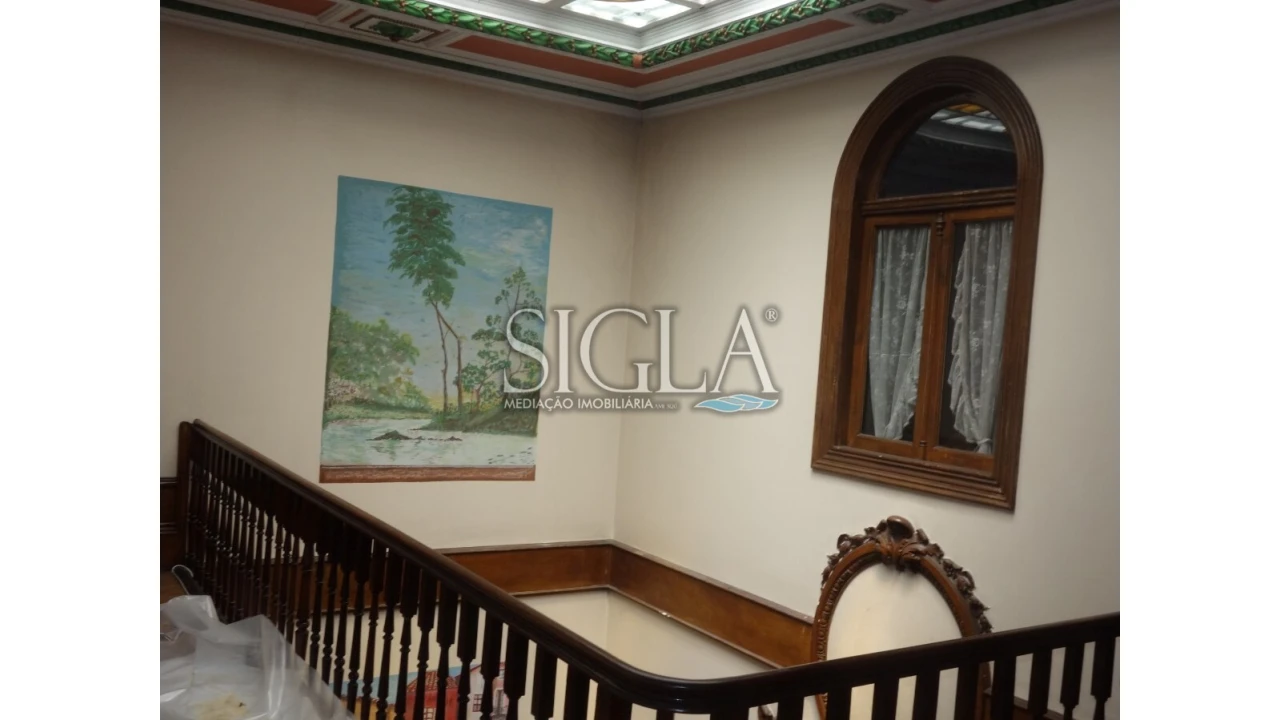 Prédio para Venda em Lordelo do Ouro e Massarelos Foto 7