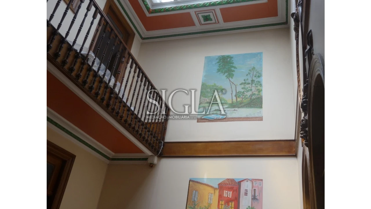 Prédio para Venda em Lordelo do Ouro e Massarelos Foto 14