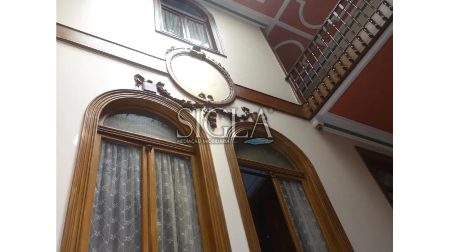 Prédio para Venda em Lordelo do Ouro e Massarelos Foto 8