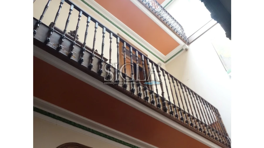 Prédio para Venda em Lordelo do Ouro e Massarelos Foto 10