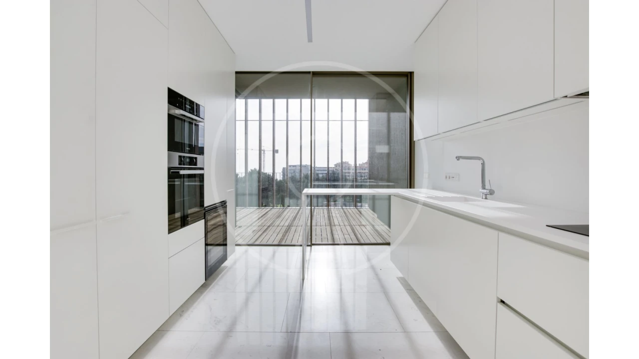 Apartamento T4 para Venda em Cascais e Estoril Foto 13