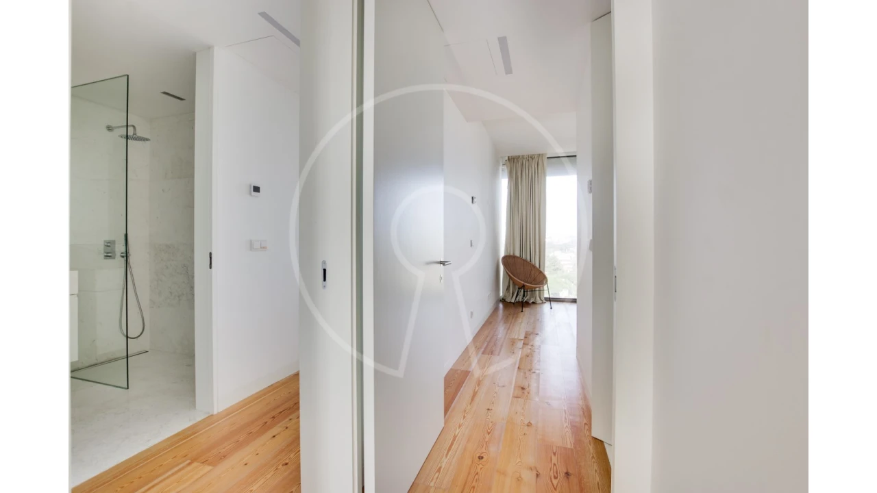 Apartamento T4 para Venda em Cascais e Estoril Foto 31