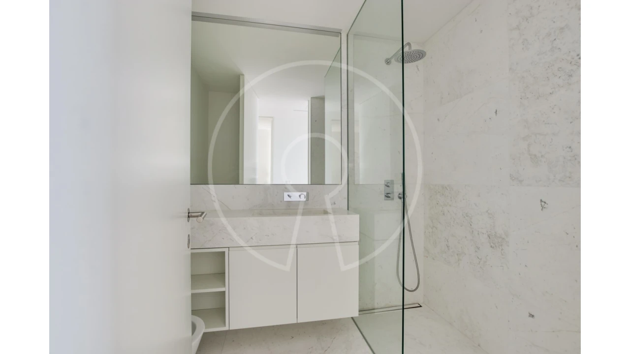 Apartamento T4 para Venda em Cascais e Estoril Foto 37