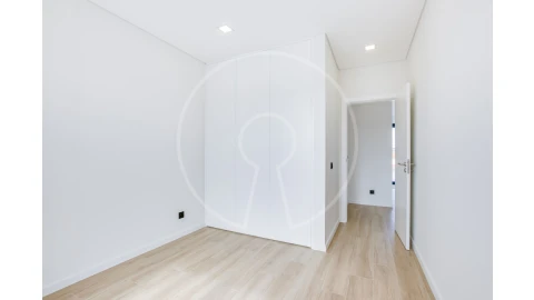 Moradia T4 para Venda em Sesimbra (Castelo)