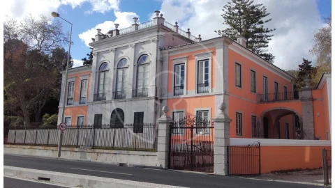 Moradia T7 para Venda em Oeiras e São Julião da Barra, Paço de Arcos e Caxias