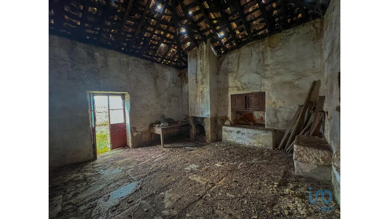 Moradia T3 para Venda em Cotimos Foto 7